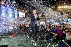massa-tras-llenar-velez-desafia-a-macri-y-scioli-2015-05-05