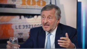Cristiano Rattazzi en los estudios de Plan M junto a Maximiliano Montenegro analizando la economía argentina y la salida del cepo cambiario.